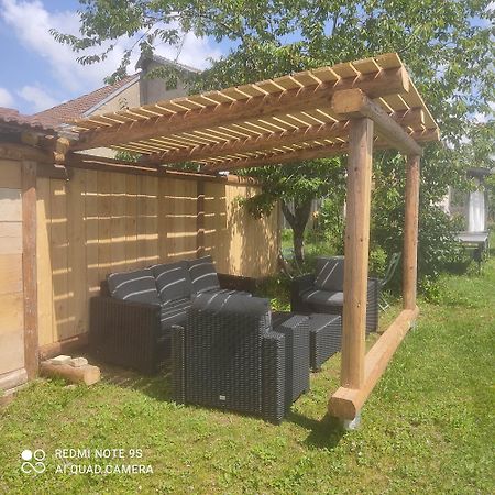 Les Cabanes De Pellier Charcier Екстер'єр фото